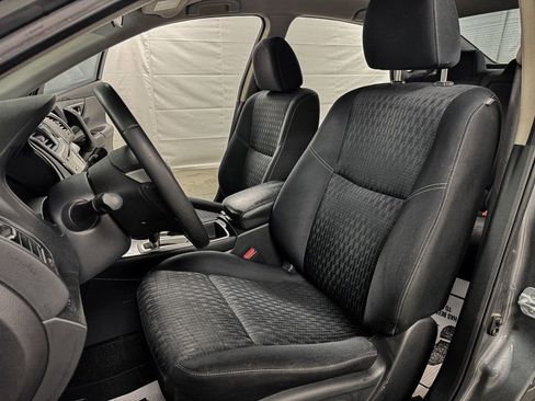 Used 2017 Nissan Altima 2.5 SV image 9