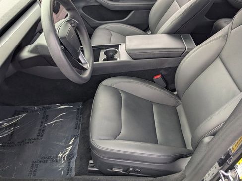 Used 2025 Tesla Model 3 Long Range image 16