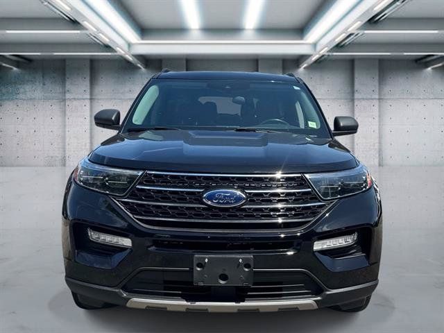 Used 2023 Ford Explorer XLT w/ Equipment Group 202A AWD/4WD image 22