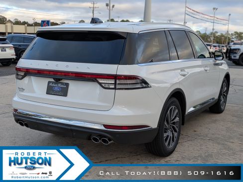 New 2026 Lincoln Aviator 2WD image 6