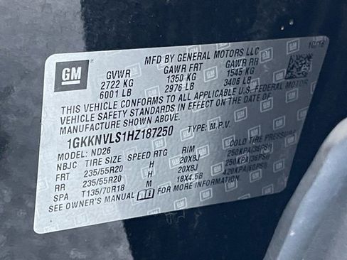 Certified 2017 GMC Acadia SLT image 28