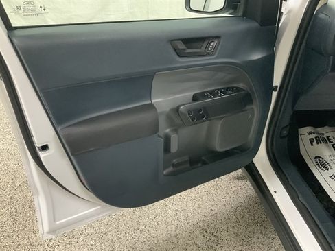 Used 2022 Ford Maverick XL w/ Equipment Group 100A Standard AWD/4WD image 16