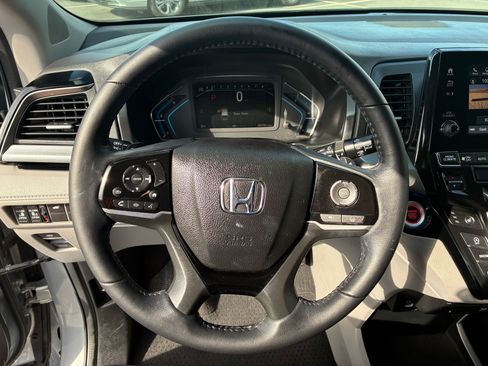 Used 2021 Honda Odyssey Touring image 18