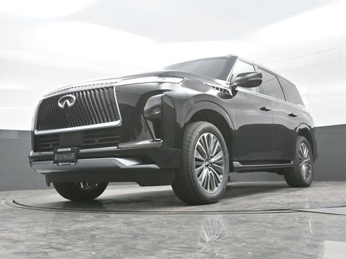 New 2026 INFINITI QX80 Luxe image 34