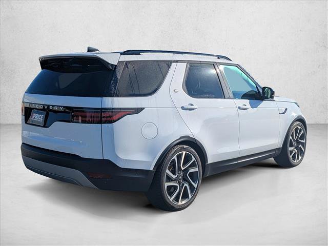 Used 2024 Land Rover Discovery S AWD/4WD image 5