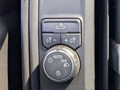 Certified 2023 Chevrolet Silverado 1500 Custom RWD image 26
