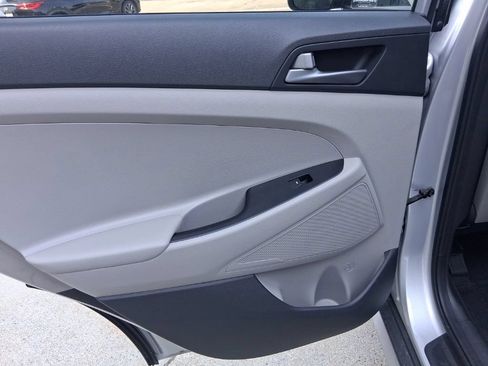Used 2017 Hyundai Tucson SE w/ SE Popular Package 02 AWD/4WD image 27