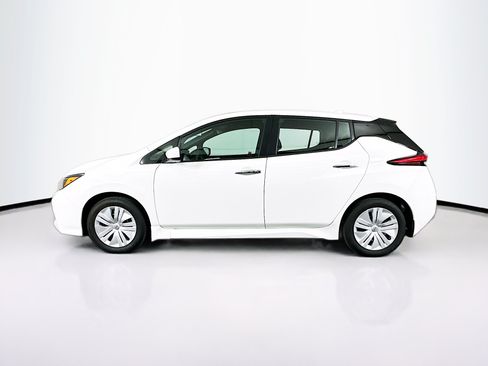 Used 2025 Nissan Leaf S FWD image 4