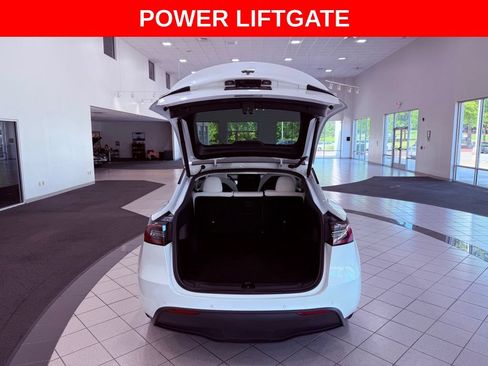 Used 2021 Tesla Model Y Long Range AWD/4WD image 7
