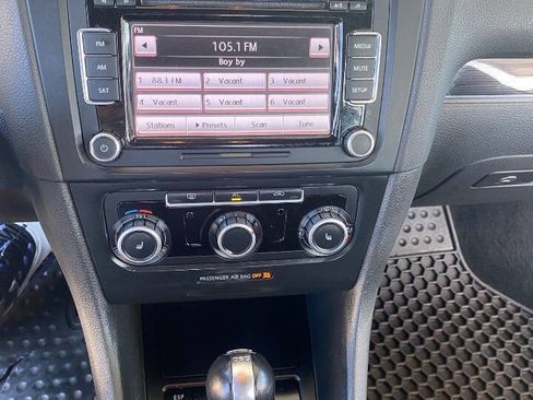 Used 2010 Volkswagen GTI 4-Door FWD image 18