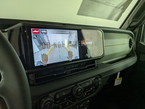 New 2026 Jeep Gladiator Mojave AWD/4WD image 42