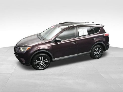 Used 2016 Toyota RAV4 LE FWD image 32