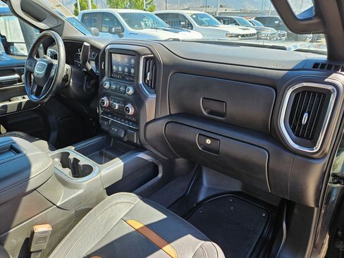 Used 2022 GMC Sierra 3500 AT4 w/ Gooseneck/5TH Wheel Package AWD/4WD image 31