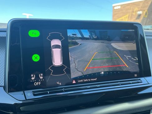 New 2026 Volkswagen Atlas Peak Edition AWD/4WD image 25