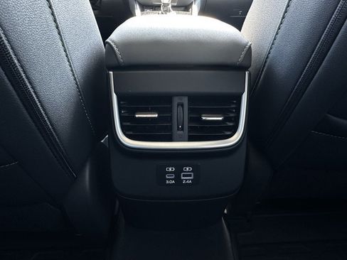Certified 2025 Subaru Outback Onyx Edition w/ Popular Package #2 AWD/4WD image 13