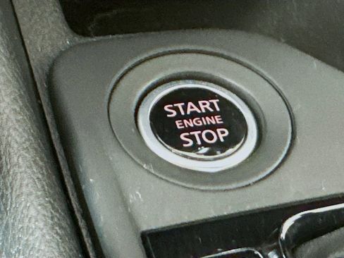 Used 2025 Nissan Sentra S FWD image 18