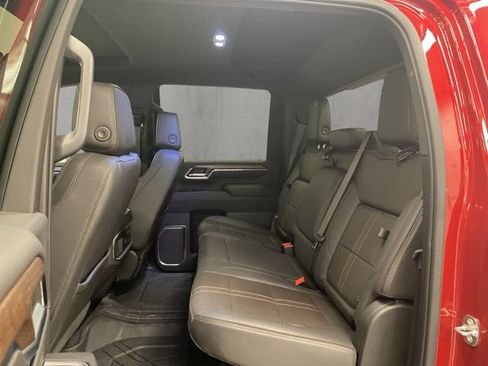 Used 2024 Chevrolet Silverado 2500 High Country w/ Technology Package AWD/4WD image 8