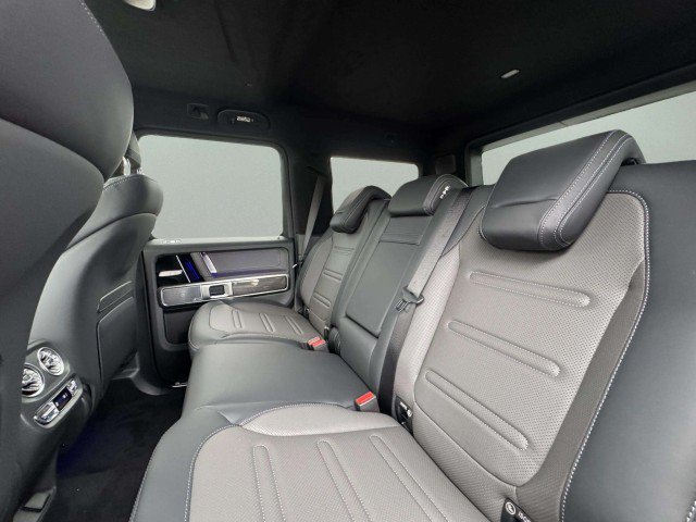 New 2027 Mercedes-Benz G 580 e image 23