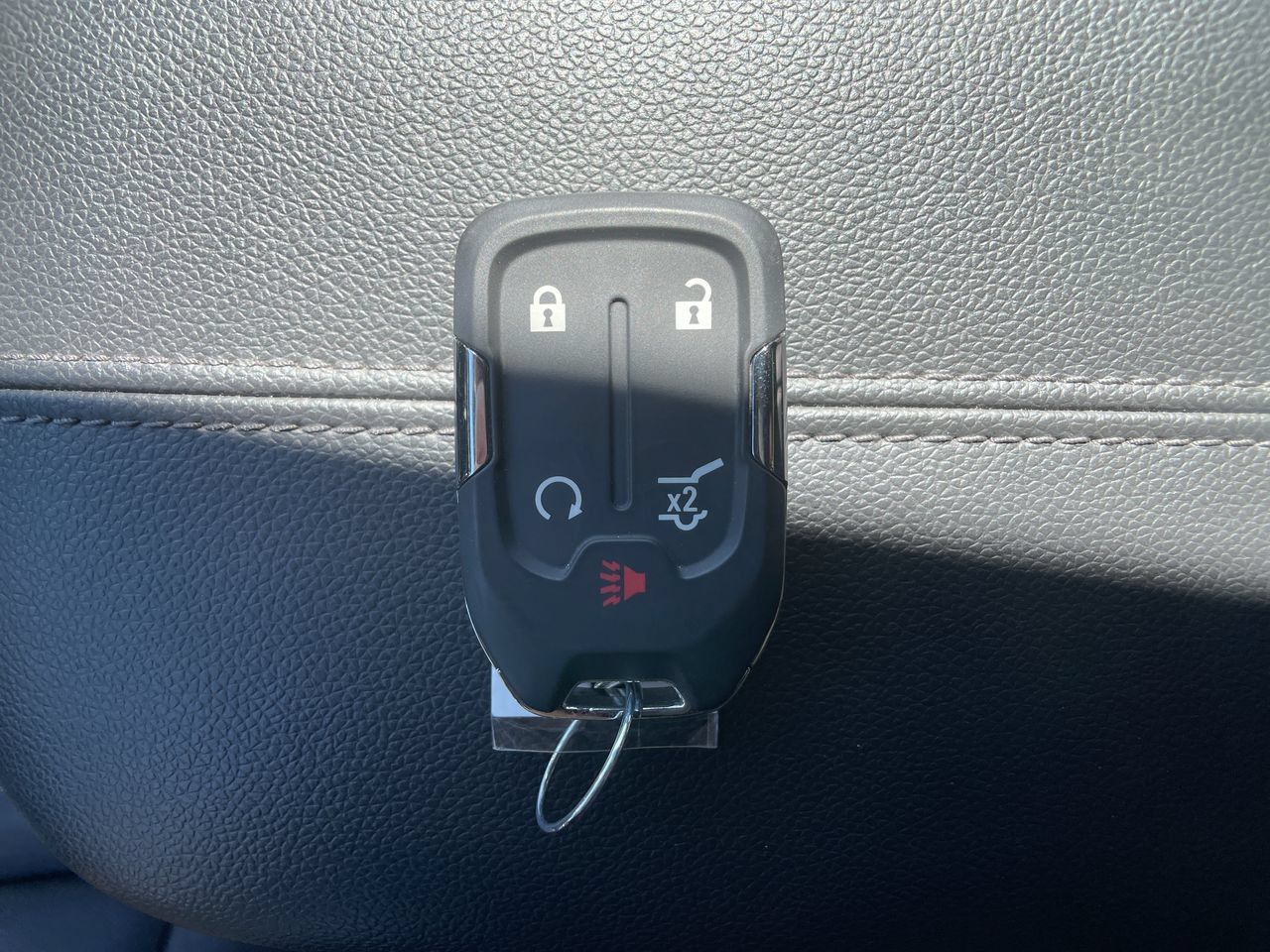 Used 2022 GMC Terrain SLT w/ Tech Package AWD/4WD image 27