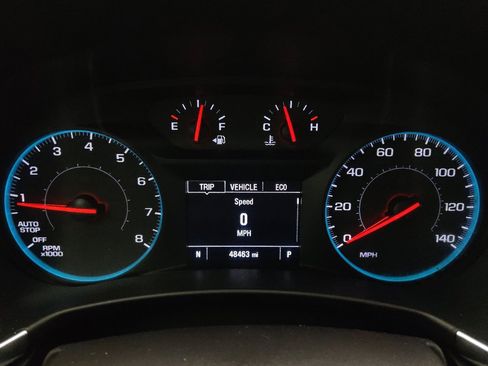 Used 2018 Chevrolet Equinox LS FWD image 23