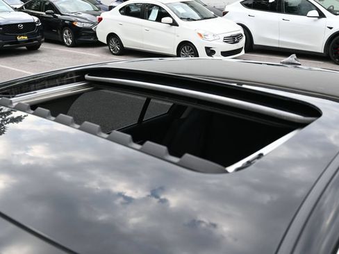 Used 2022 INFINITI Q50 Luxe w/ Cargo Package RWD image 14