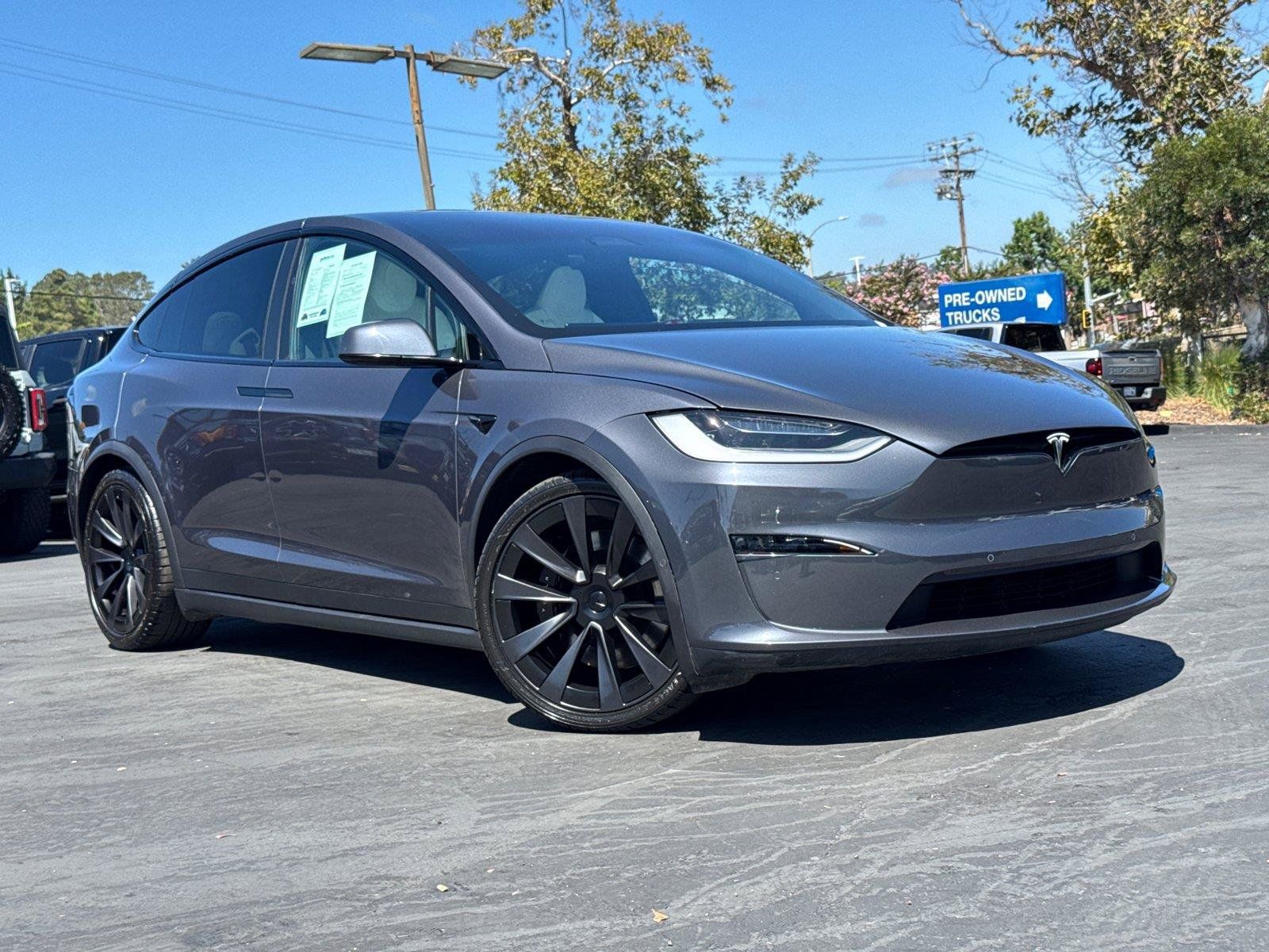 Used 2023 Tesla Model X AWD/4WD image 2