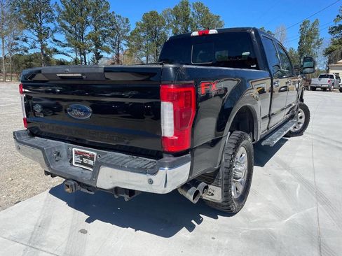 Used 2019 Ford F350 Lariat w/ Lariat Ultimate Package image 6
