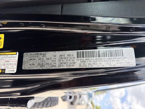 Used 2020 Jeep Gladiator Rubicon AWD/4WD image 36