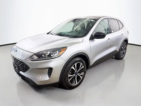 Used 2021 Ford Escape SE w/ SE Sport Appearance Package AWD/4WD image 5