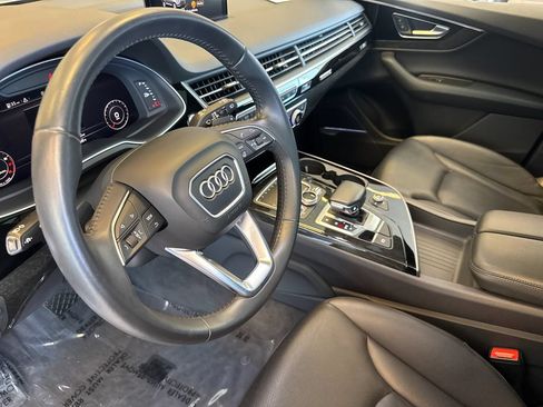 Used 2018 Audi Q7 3.0T Prestige AWD/4WD image 13