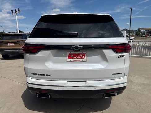 Used 2023 Chevrolet Traverse Premier AWD/4WD image 4