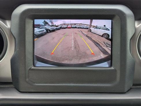 Used 2021 Jeep Wrangler Unlimited Sport image 13