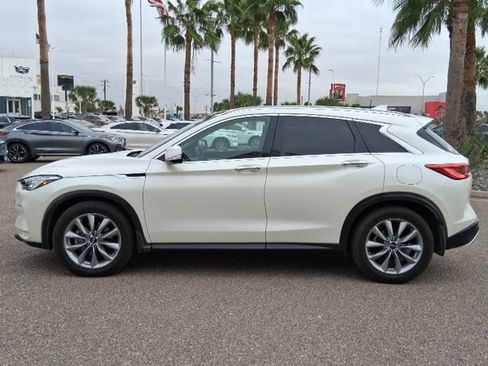 Used 2021 INFINITI QX50 Essential image 3