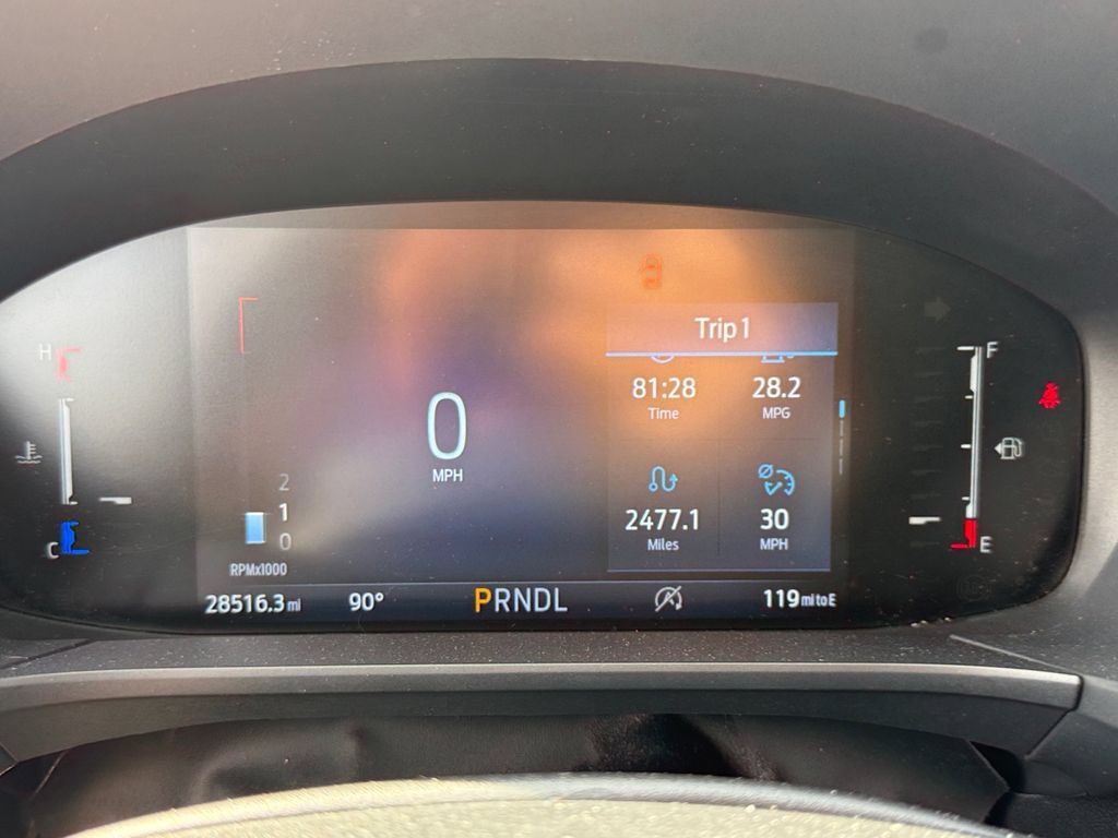 Used 2025 Ford Escape Active AWD/4WD image 13