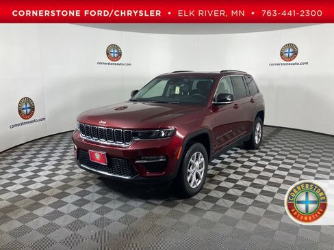 Used 2022 Jeep Grand Cherokee Limited image 1