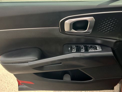 Used 2022 Kia Sorento S image 14