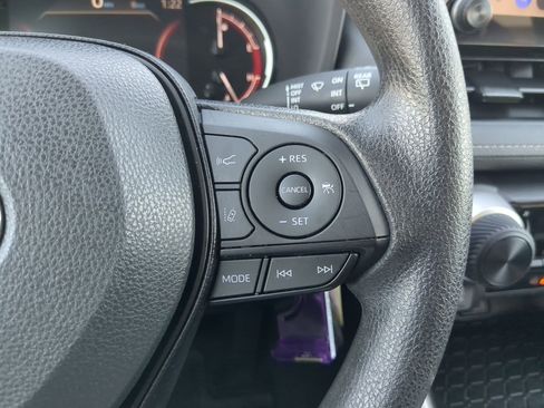 Used 2023 Toyota RAV4 LE image 20