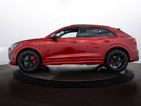 New 2026 Audi RS Q8 performance image 6