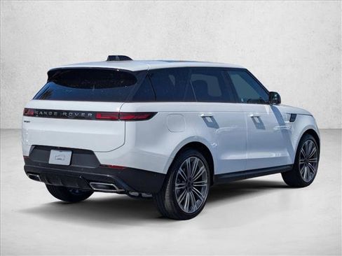 New 2026 Land Rover Range Rover Sport SE AWD/4WD image 2