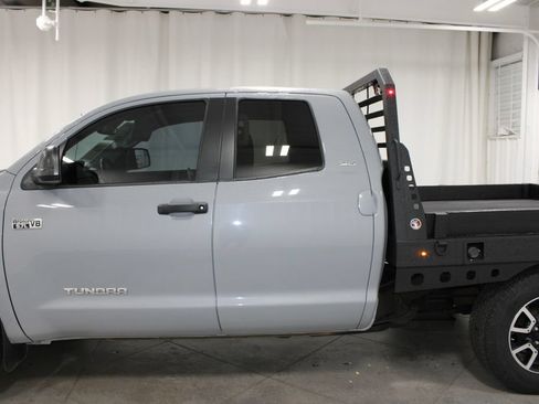 Used 2018 Toyota Tundra SR5 w/ TRD Off Road Package AWD/4WD image 6
