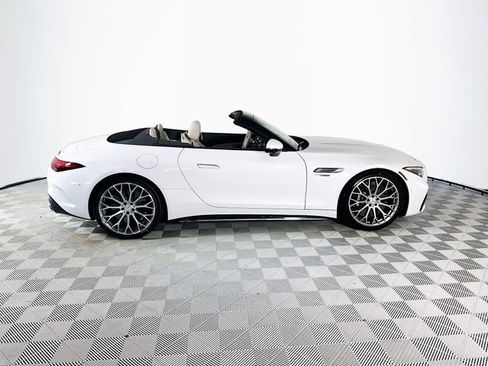 New 2026 Mercedes-Benz SL 63 AMG S e Performance 4MATIC image 8