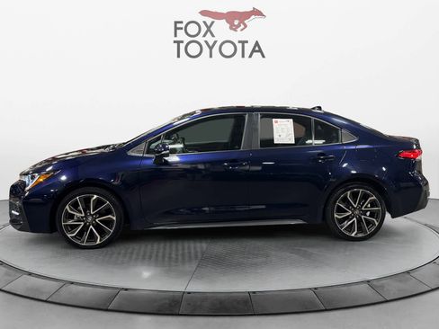Used 2022 Toyota Corolla SE image 3