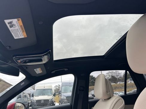 New 2026 Mercedes-Benz GLC 300 GLC 300 image 21