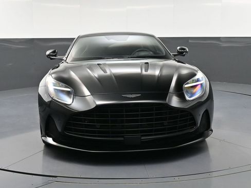 Used 2025 Aston Martin DB12 Coupe RWD image 11