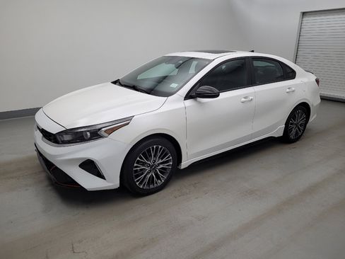 Used 2023 Kia Forte GT-Line w/ GT-Line Premium Package FWD image 2