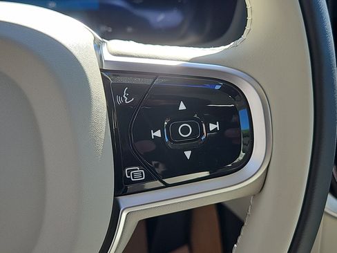 New 2026 Volvo V60 B5 Cross Country Plus w/ Protection Package Premier image 16