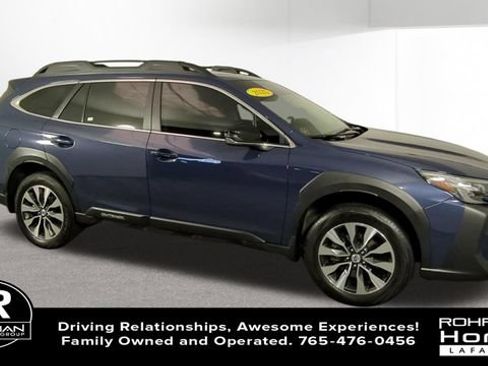 Used 2025 Subaru Outback Limited w/ Popular Package #2 AWD/4WD image 2