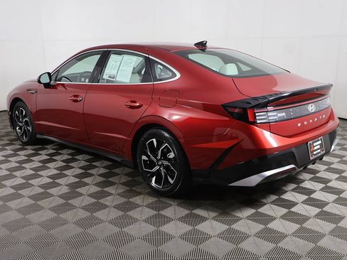 Used 2025 Hyundai Sonata SEL FWD image 8