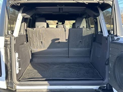 Used 2023 Ford Bronco Wildtrak image 25