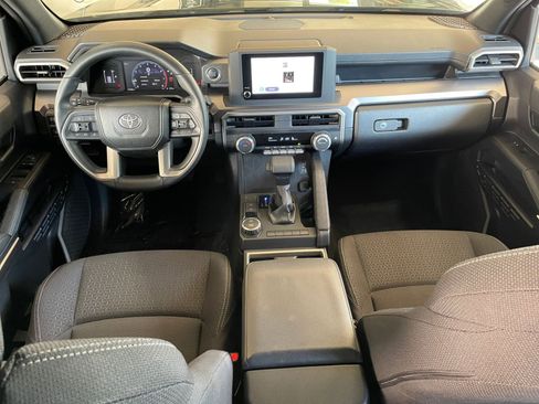 Used 2025 Toyota 4Runner SR5 image 32